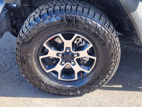 Used 2021 Jeep Wrangler Unlimited Rubicon image 18