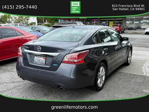 Used 2013 Nissan Altima 2.5 SV FWD image 5