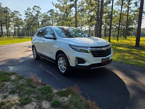 Used 2022 Chevrolet Equinox LT AWD/4WD image 7