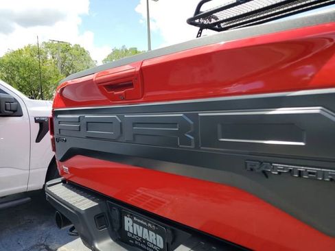 Used 2018 Ford F150 Raptor w/ Equipment Group 802A Luxury AWD/4WD image 6