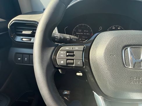 Used 2023 Honda Pilot Touring image 18
