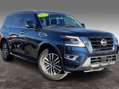 Used 2024 Nissan Armada SL w/ Captain's Chairs Package image 11