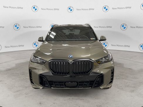 New 2026 BMW X5 xDrive50e image 8