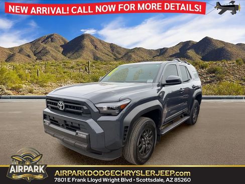 Used 2025 Toyota 4Runner SR5 AWD/4WD image 1