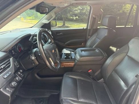 Used 2018 Chevrolet Tahoe Premier AWD/4WD image 13