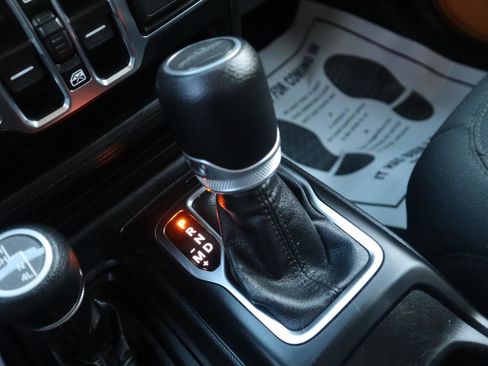 Used 2021 Jeep Gladiator Sport image 70