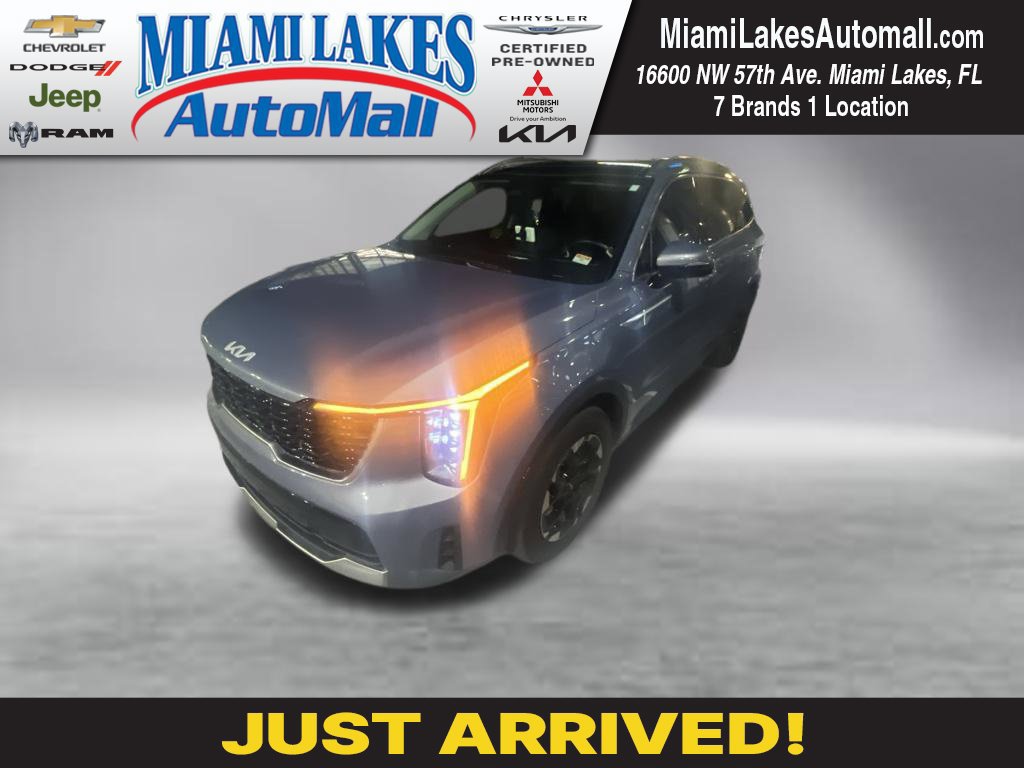 Used 2025 Kia Sorento S w/ Panoramic Sunroof Package FWD image 1