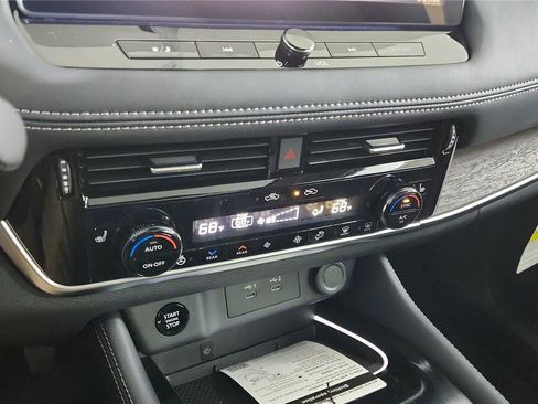 New 2026 Nissan Rogue Platinum w/ Platinum Premium Package image 34