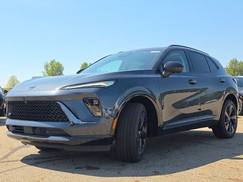 New 2026 Buick Envision Sport Touring AWD/4WD image 13