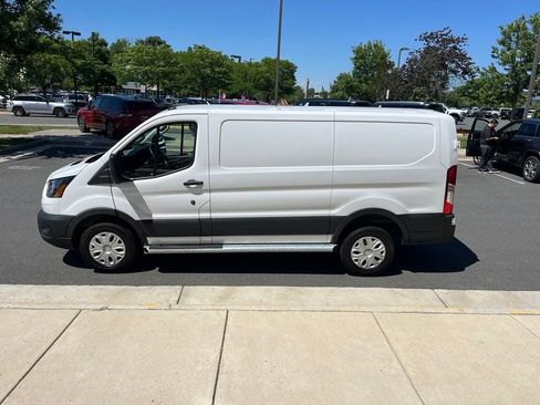Used 2025 Ford Transit 250 Low Roof w/ Exterior Upgrade Package RWD image 4