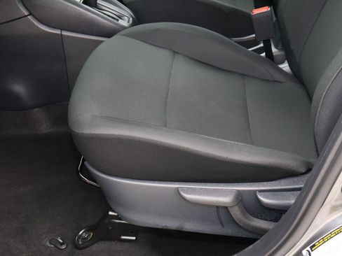 Used 2024 Nissan Kicks S FWD image 13