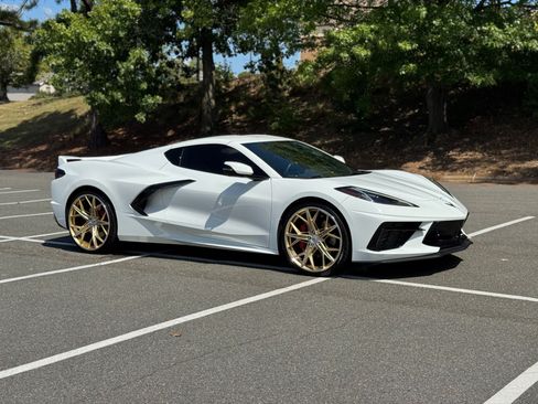 Used 2020 Chevrolet Corvette Stingray Preferred Cpe w/ 2LT Preferred Equipment Group RWD image 15