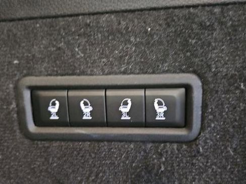Used 2022 Jeep Grand Wagoneer Series III w/ Rear Seat Video Group 1 AWD/4WD image 29