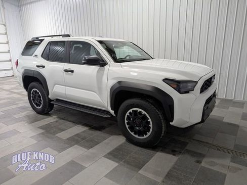 Used 2025 Toyota 4Runner TRD Off-Road AWD/4WD image 5