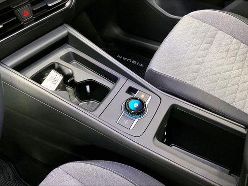 New 2026 Volkswagen Tiguan S image 10