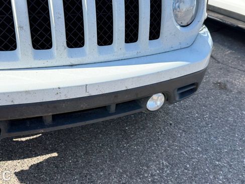 Used 2015 Jeep Patriot Sport w/ Power Value Group FWD image 16