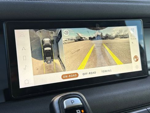 Used 2020 Land Rover Defender 110 First Edition image 44