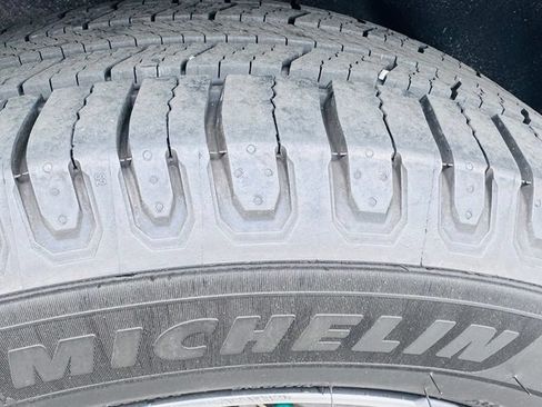 Used 2018 Honda CR-V EX-L image 19