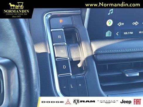Used 2022 Chevrolet Tahoe LT w/ Luxury Package AWD/4WD image 12