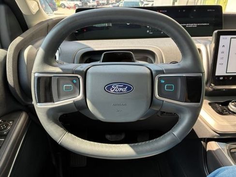Certified 2025 Ford Expedition Max Active AWD/4WD image 23