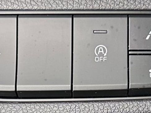 Used 2023 Kia Seltos S image 15