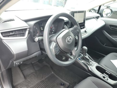 Used 2024 Toyota Corolla LE FWD image 19