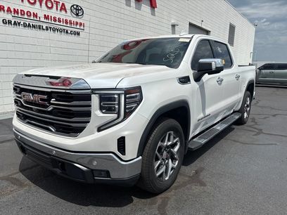Used 2023 GMC Sierra 1500 SLT w/ SLT Premium Plus Package