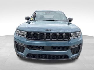 New 2026 Jeep Grand Cherokee Limited AWD/4WD video 2