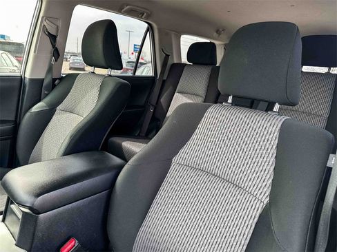 Used 2023 Toyota 4Runner SR5 image 6