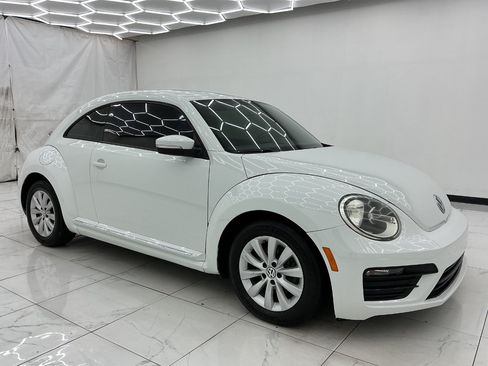 Used 2019 Volkswagen Beetle 2.0T S FWD image 7