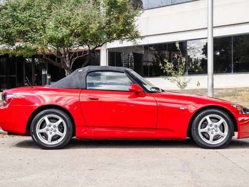 Used 2003 Honda S2000 image 9