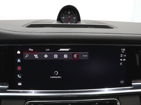 Used 2023 Porsche Panamera 4 Platinum Edition image 36