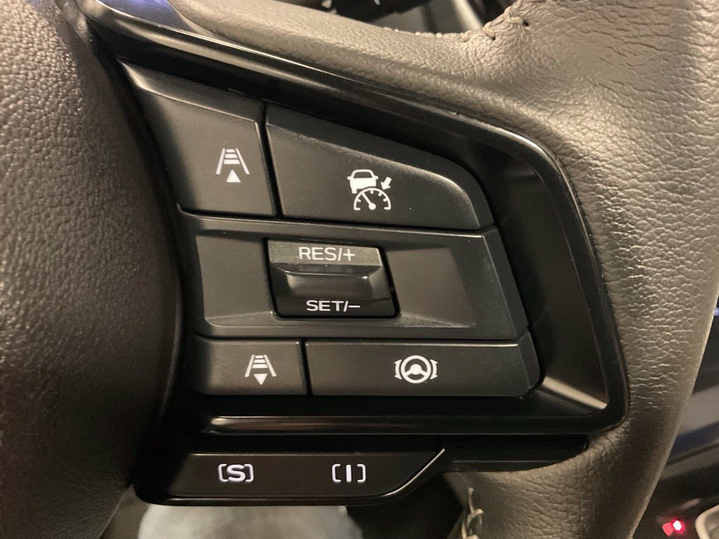 Used 2025 Subaru Forester Premium AWD/4WD image 16