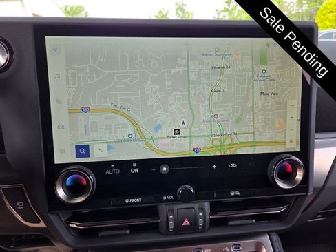 Used 2025 Lexus GX 550 w/ Accessory Package (2T) AWD/4WD image 12