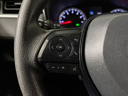 Used 2020 Toyota RAV4 XLE image 26