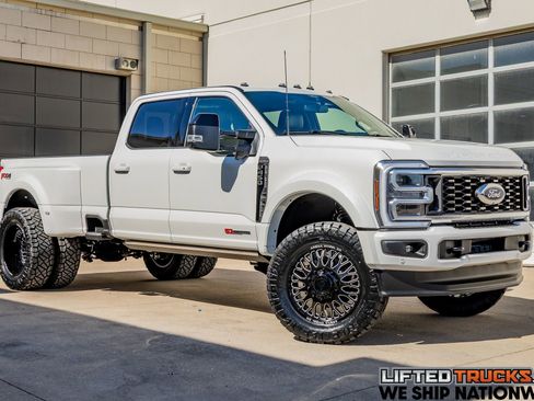Used 2026 Ford F450 Platinum w/ FX4 Off-Road Package image 1