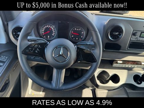 New 2026 Mercedes-Benz Sprinter 2500 image 9