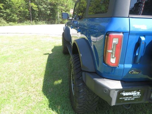 Used 2021 Ford Bronco Outer Banks w/ Sasquatch Package AWD/4WD image 9