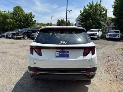 Used 2023 Hyundai Tucson SE AWD/4WD image 4