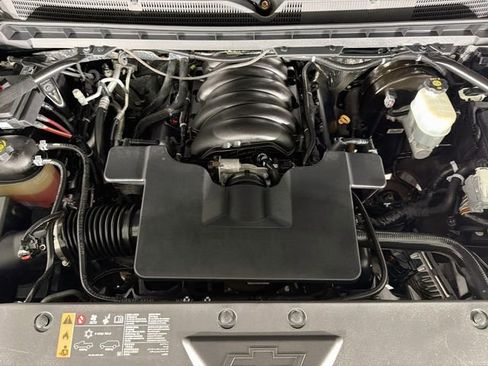 Used 2018 Chevrolet Silverado 1500 LTZ Z71 w/ LPO, Black Pack AWD/4WD image 33