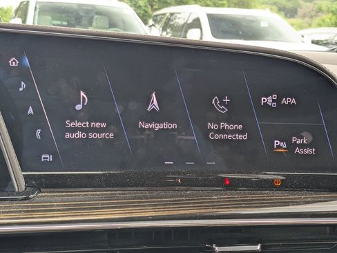 Used 2023 Cadillac Escalade ESV Premium Luxury AWD/4WD image 14