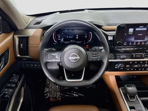 Used 2023 Nissan Pathfinder Platinum AWD/4WD image 23