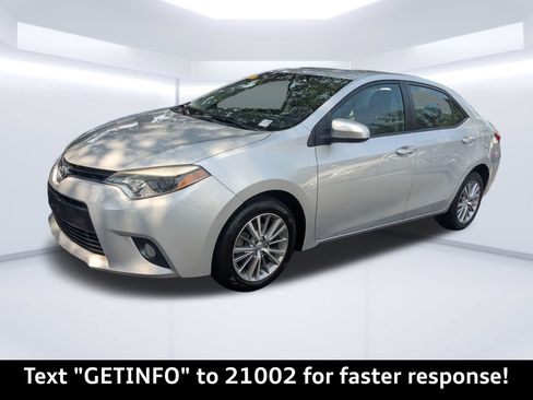 Used 2015 Toyota Corolla LE FWD image 10