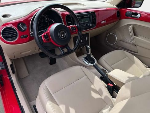 Used 2014 Volkswagen Beetle 1.8T FWD image 16