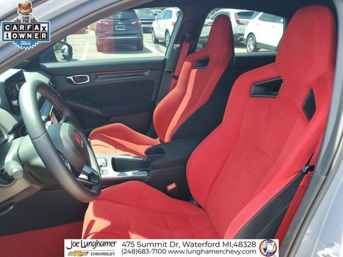Used 2025 Honda Civic Type R image 18