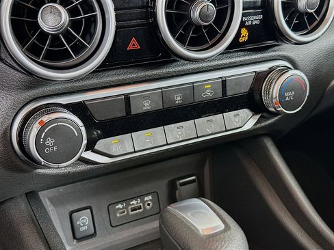 Used 2025 Nissan Sentra SV image 23