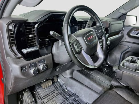 Certified 2025 GMC Sierra 1500 Elevation AWD/4WD image 8