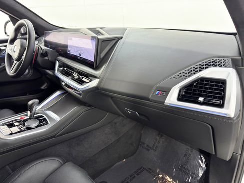 Used 2024 BMW XM image 15