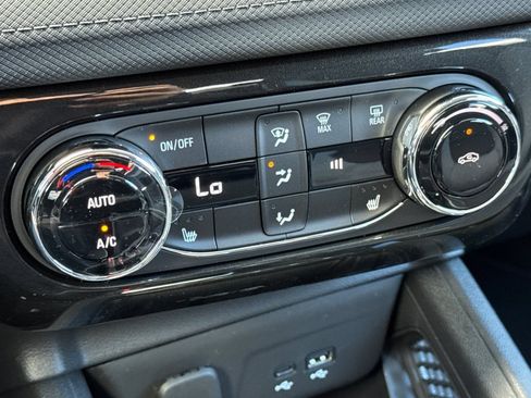 New 2026 Chevrolet TrailBlazer LT w/ Convenience Package FWD image 19