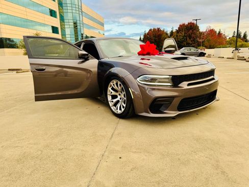 Used 2017 Dodge Charger R/T w/ Driver Confidence Group image 34